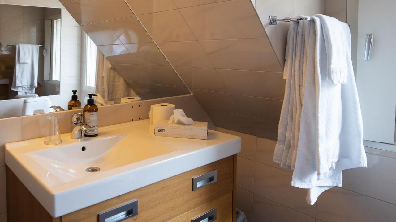 Hotel Treetop Hangout & Gothenburg