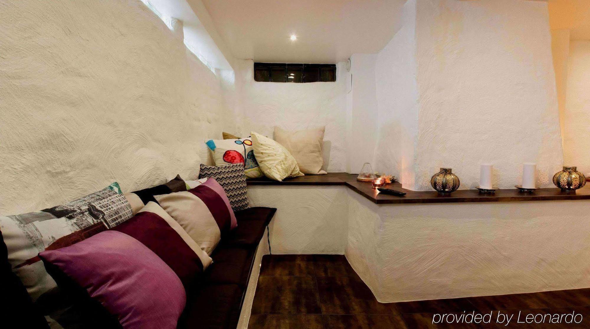 Treetop Hangout & 3* Gothenburg
